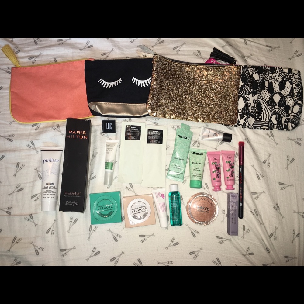Makeup bundle
